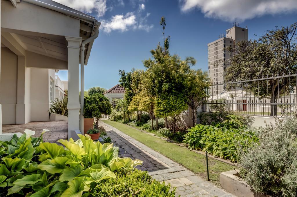 First Avenue Guesthouse Port Elizabeth Exterior photo