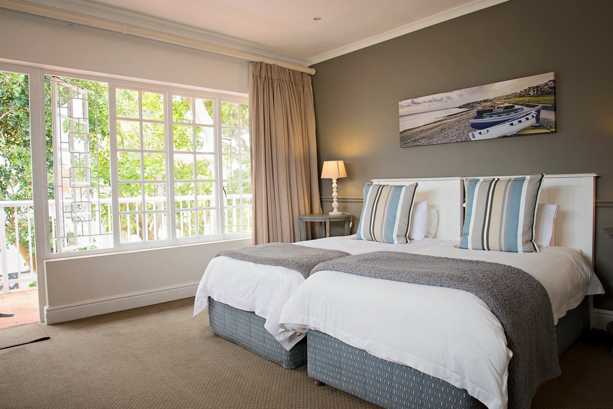 First Avenue Guesthouse Port Elizabeth Exterior photo